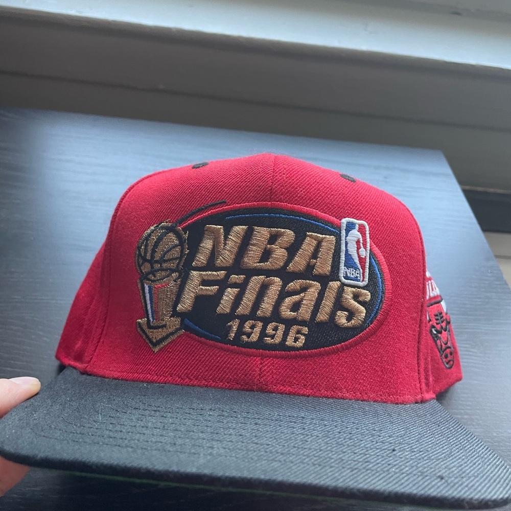 Mitchell and Ness Chicago Bulls 1996 NBA Finals SnapBack Hat